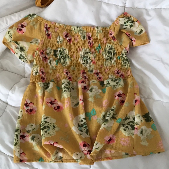 Montreau off the shoulder floral shirt - Picture 1 of 2